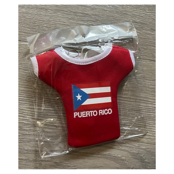 6 Puerto Rico Flag Keychain Necklaces - Picture 4 of 4